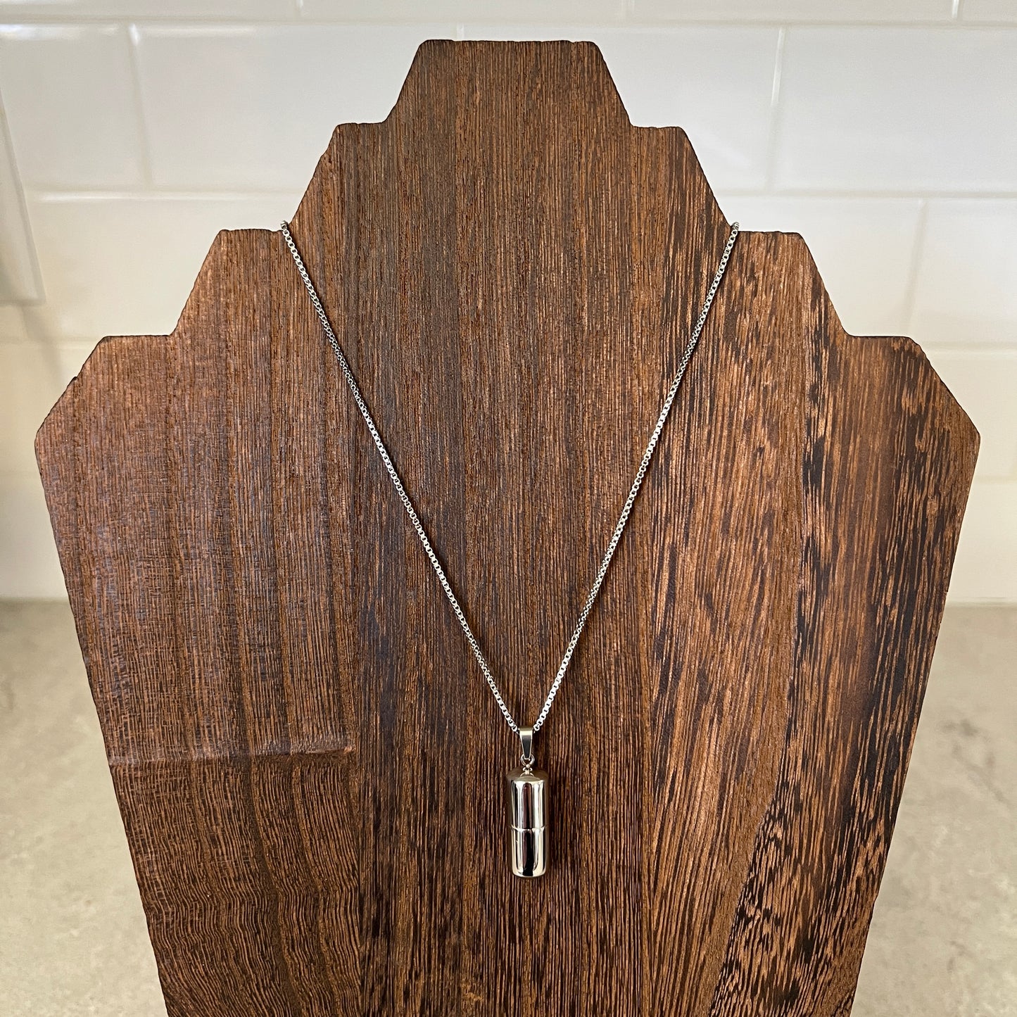 Manifestation Capsule Necklace Gift for Goal-Setting Females